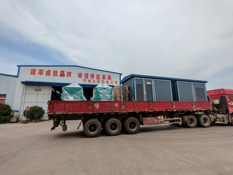 2套1250KVA箱變、630kw-6變頻電機和800kva變（biàn）頻櫃裝車發貨汝陽鑽井隊